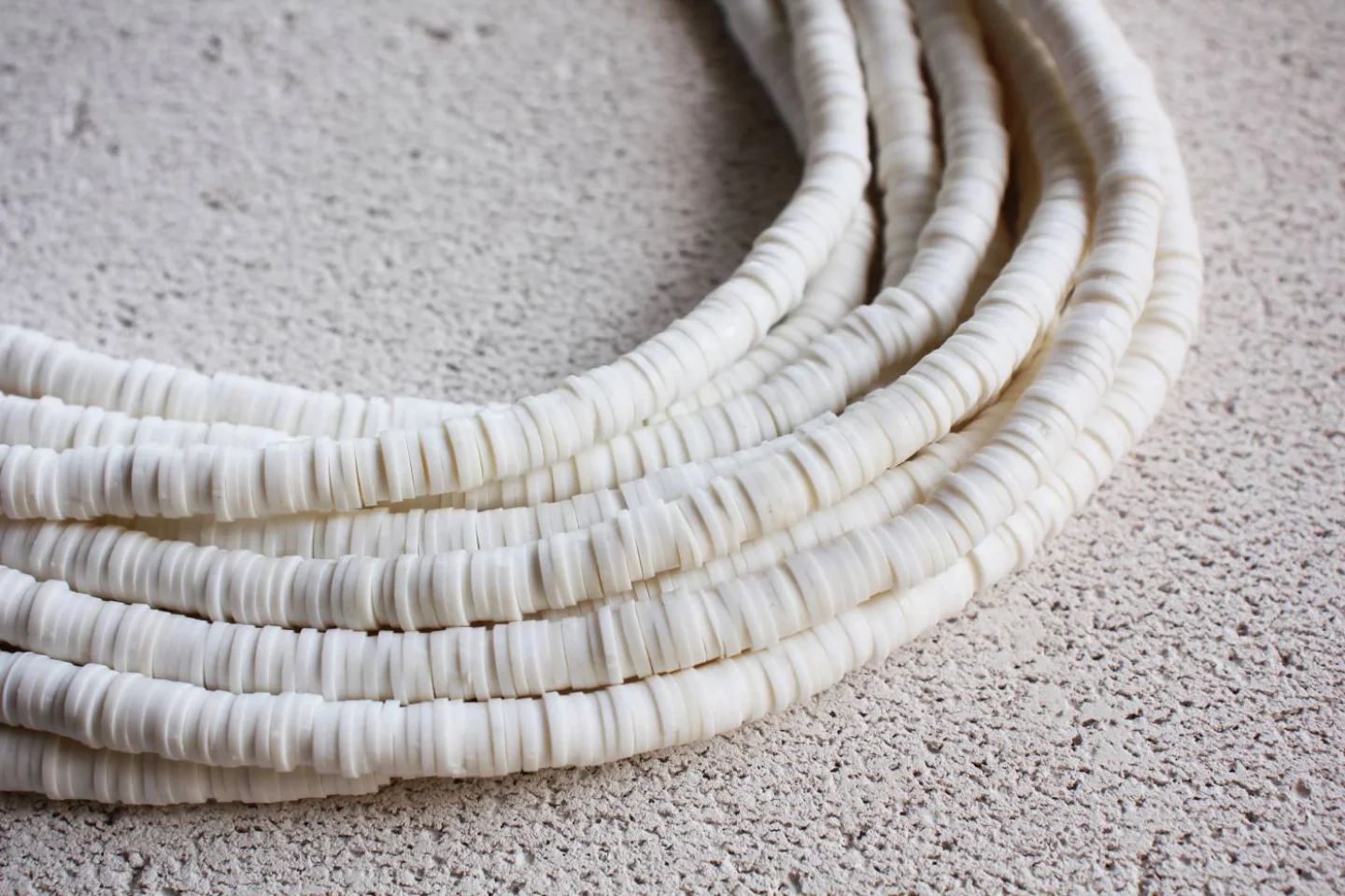 white-heishi-disc-surfer-necklace-beads.