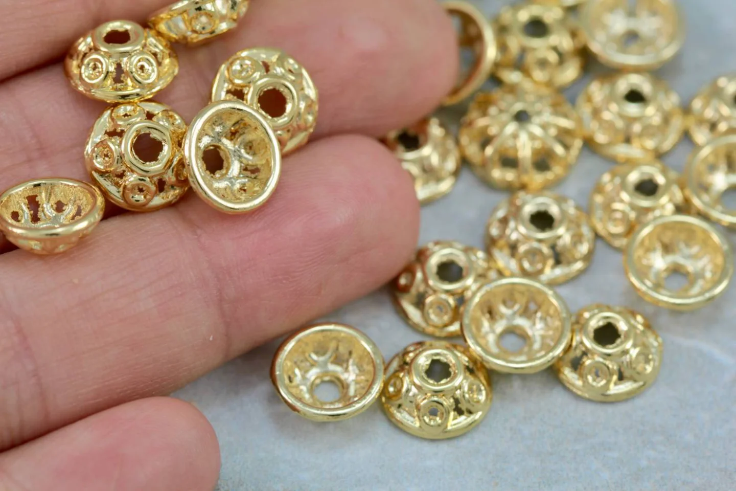gold-plated-metal-bead-end-caps.