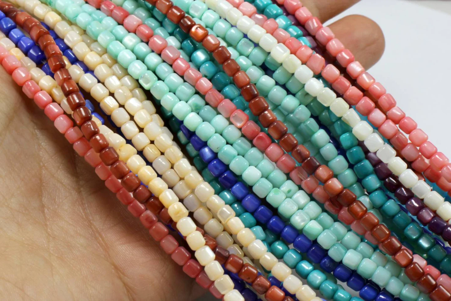 cube-barrel-shell-beads-full-strand.