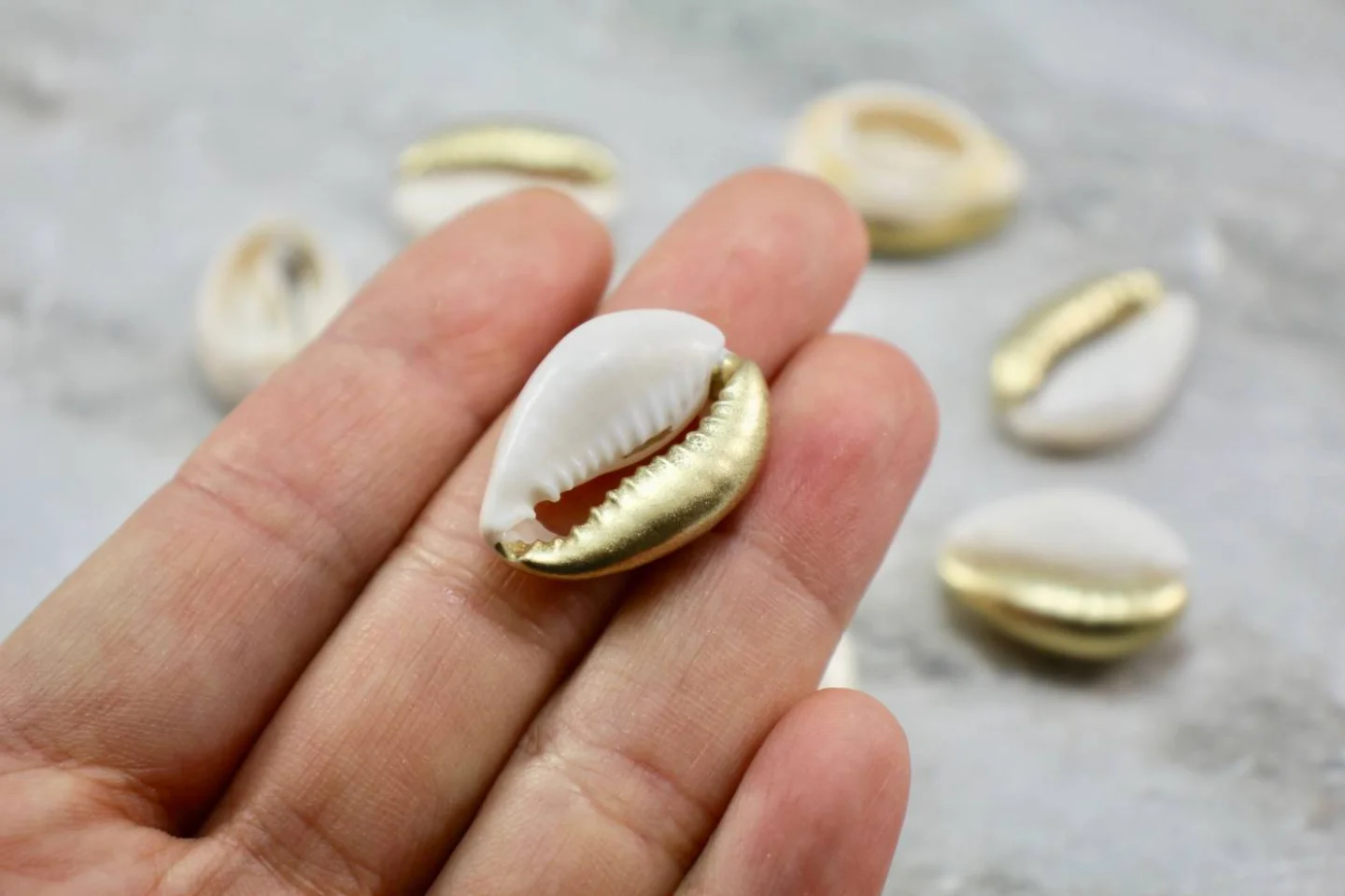Gold-Gilded-Cowrie-Cut-Shell-Sea-Beads.