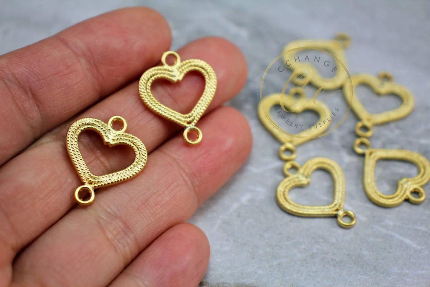 gold-metal-love-heart-jewelry-findings.