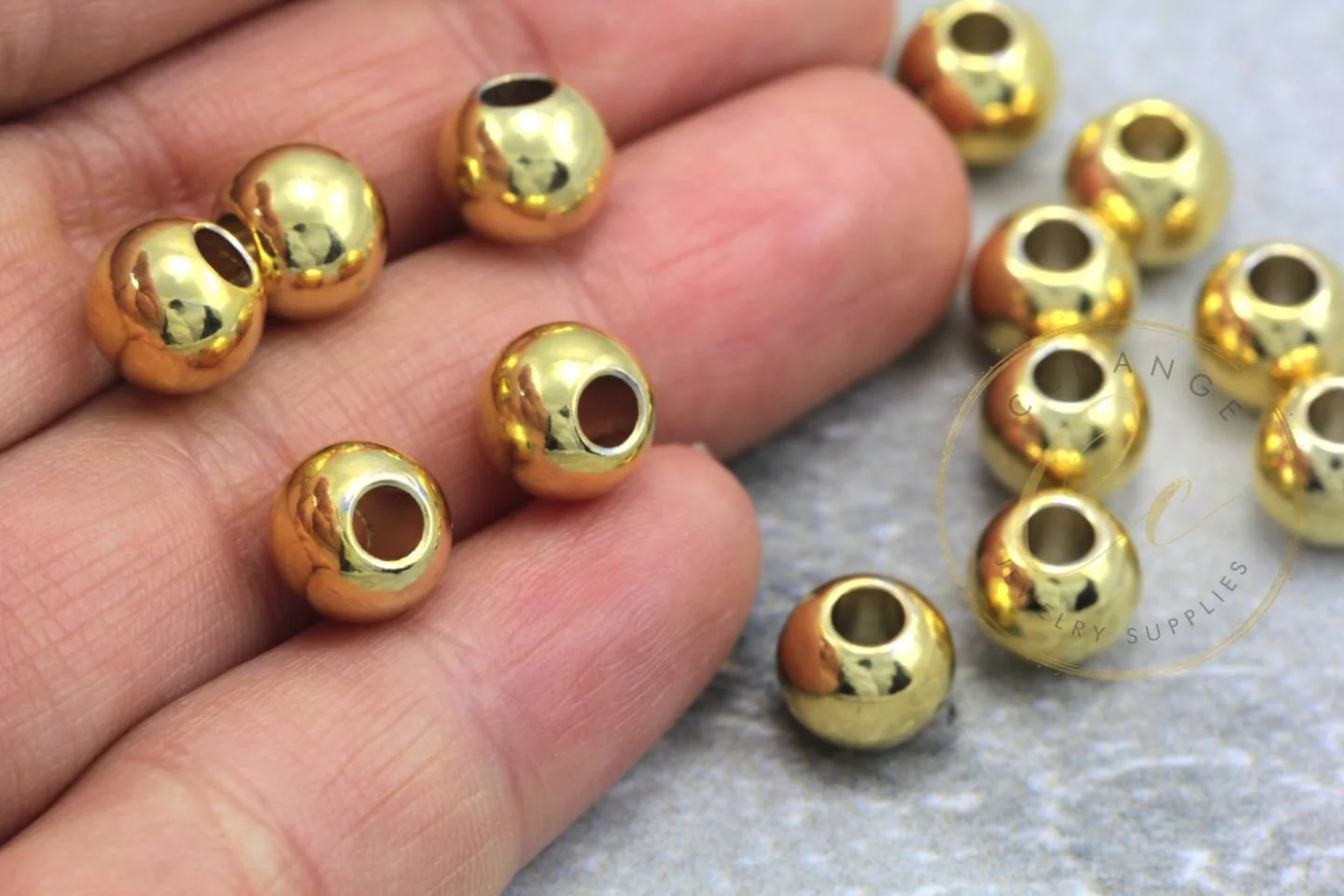gold-metal-jewelry-loose-beads.
