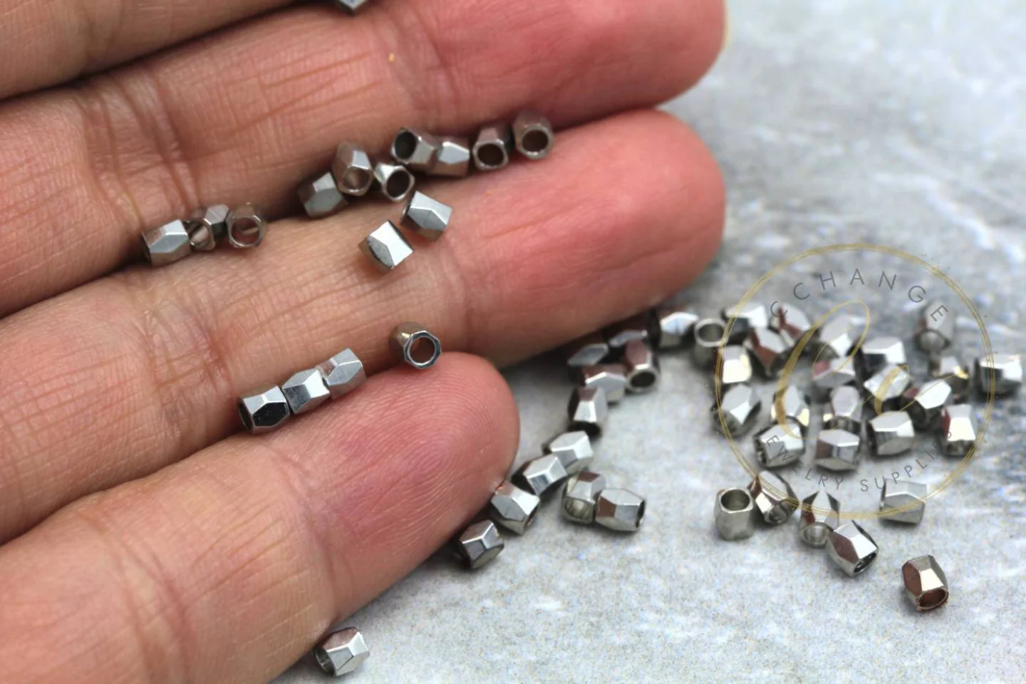 silver-cube-hexagon-spacer-bead-findings.