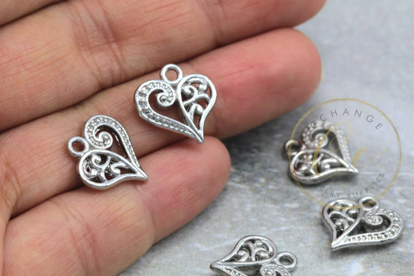 silver-jewelry-metal-heart-love-pendant.
