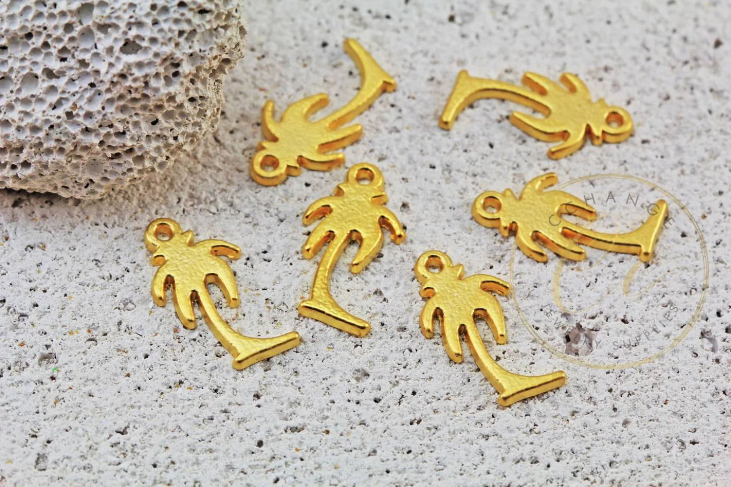 gold-small-palm-charms-earrings-charms-m.