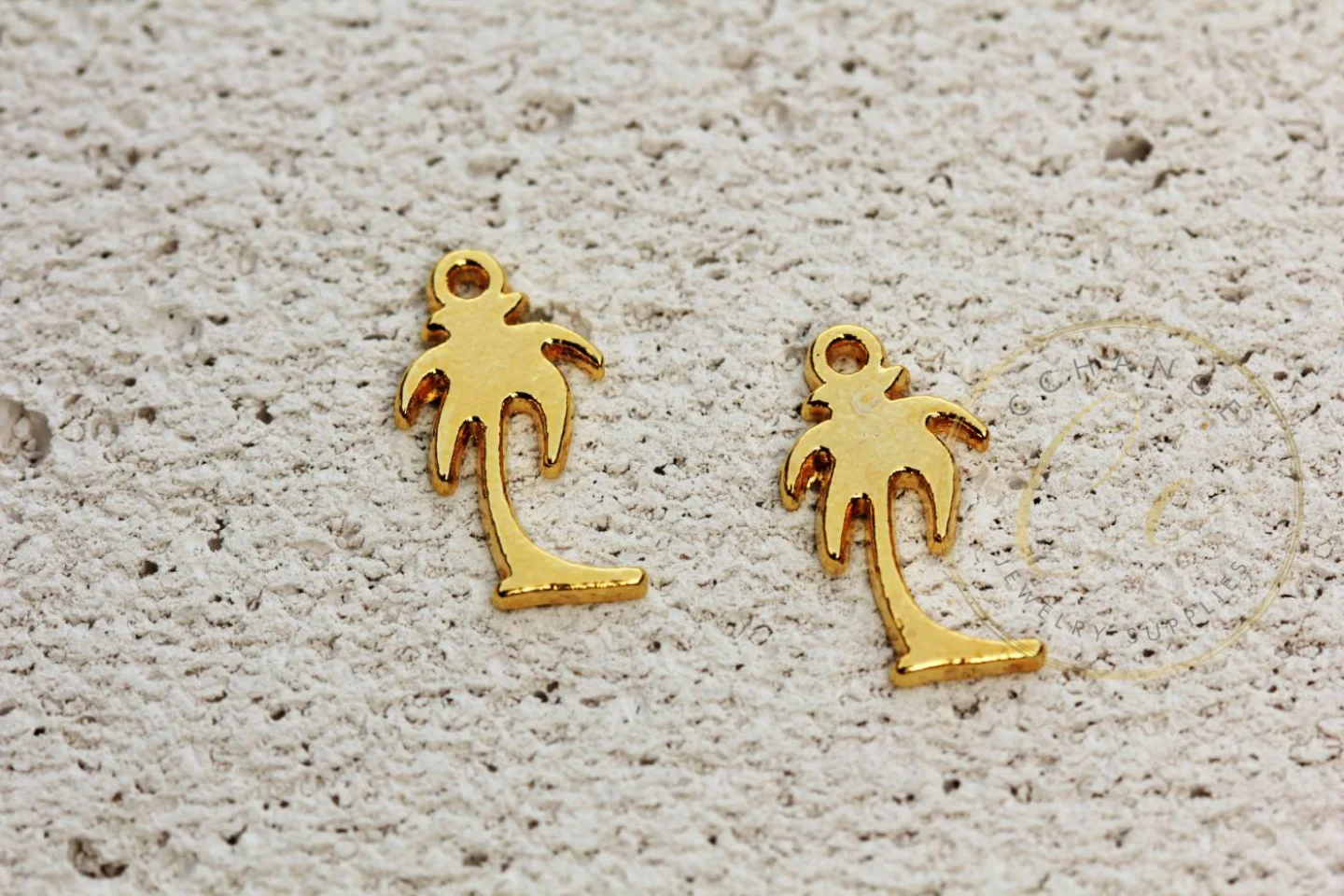gold-plated-palm-jewelry-pendant-charms.