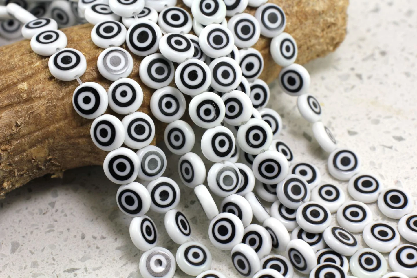 10mm-black-white-glass-evil-eye-bead.
