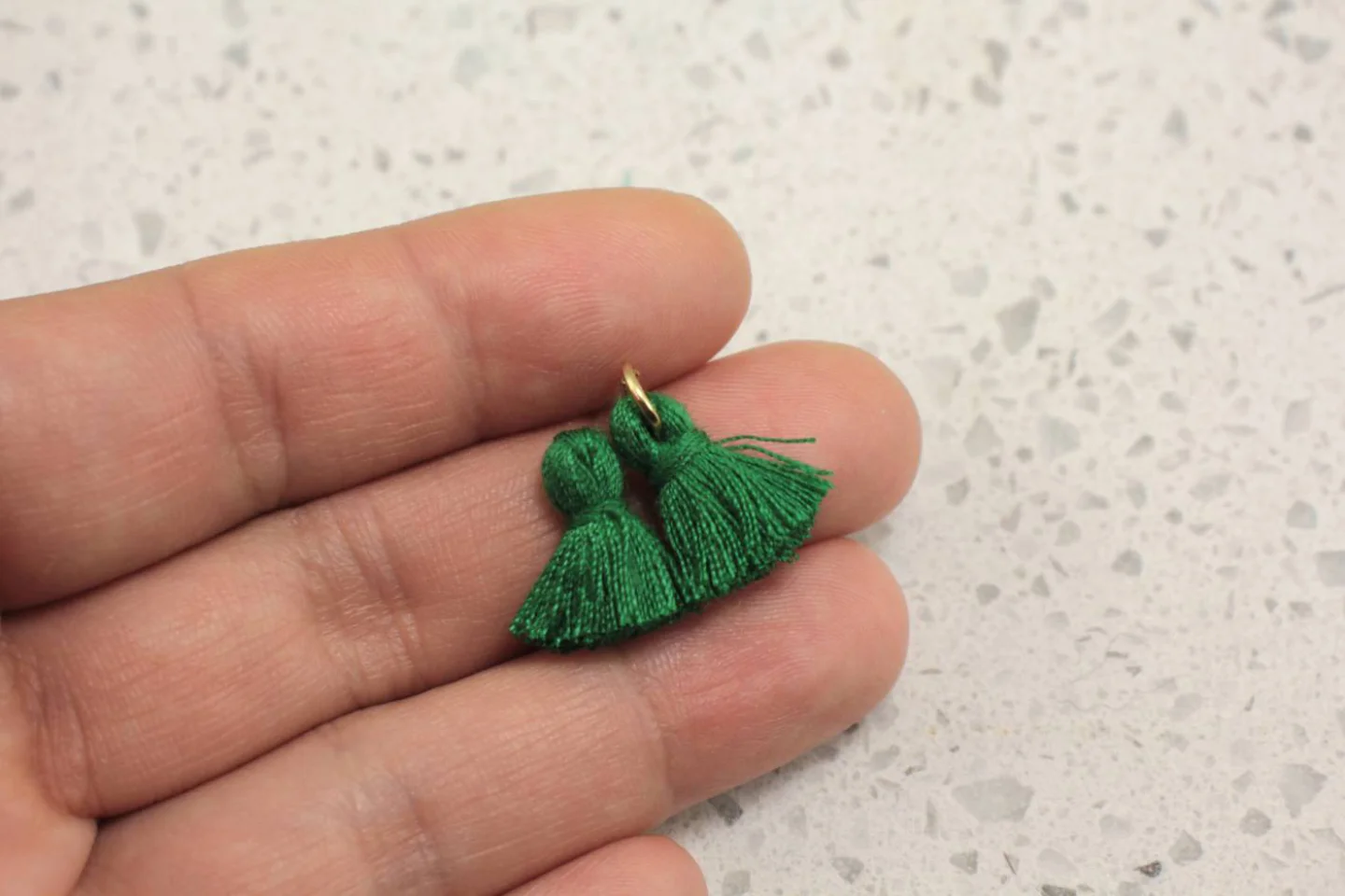 2cm-green-mini-cotton-tassel.