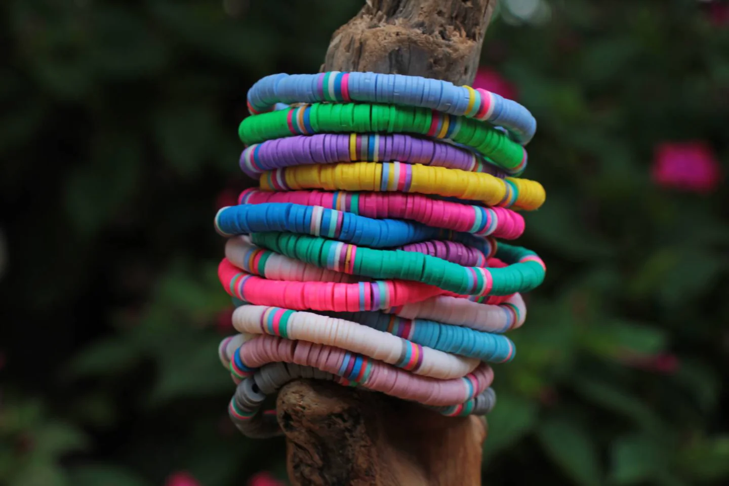 heishi-colorful-bracelet.