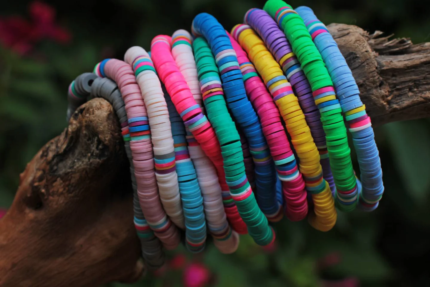 vinyl-heishi-colorful-beaded-bracelet.