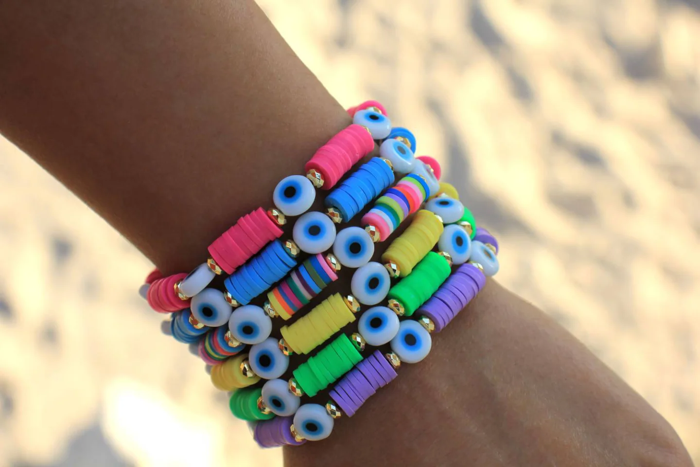 colorful-heishi-bracelets.