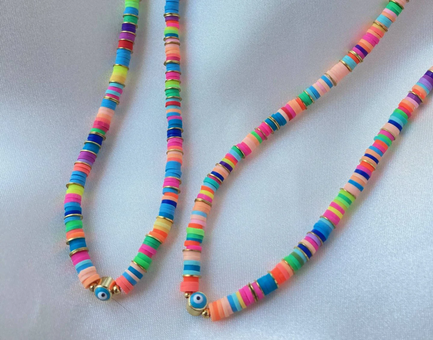 african-vinyl-disc-record-beaded-necklace.