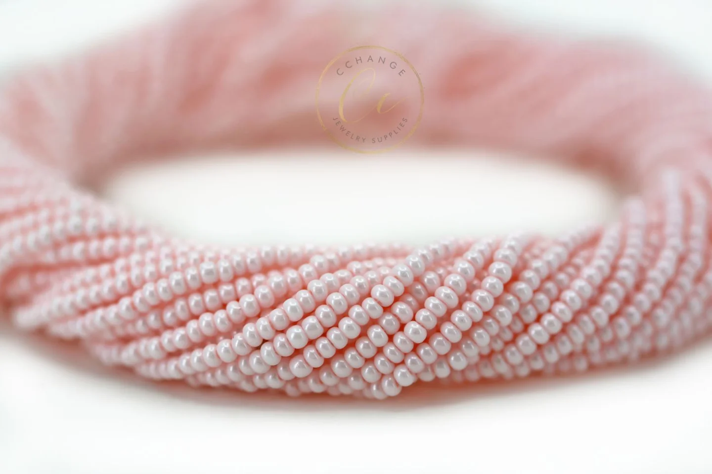 baby-pink-czech-seed-beads-16298.