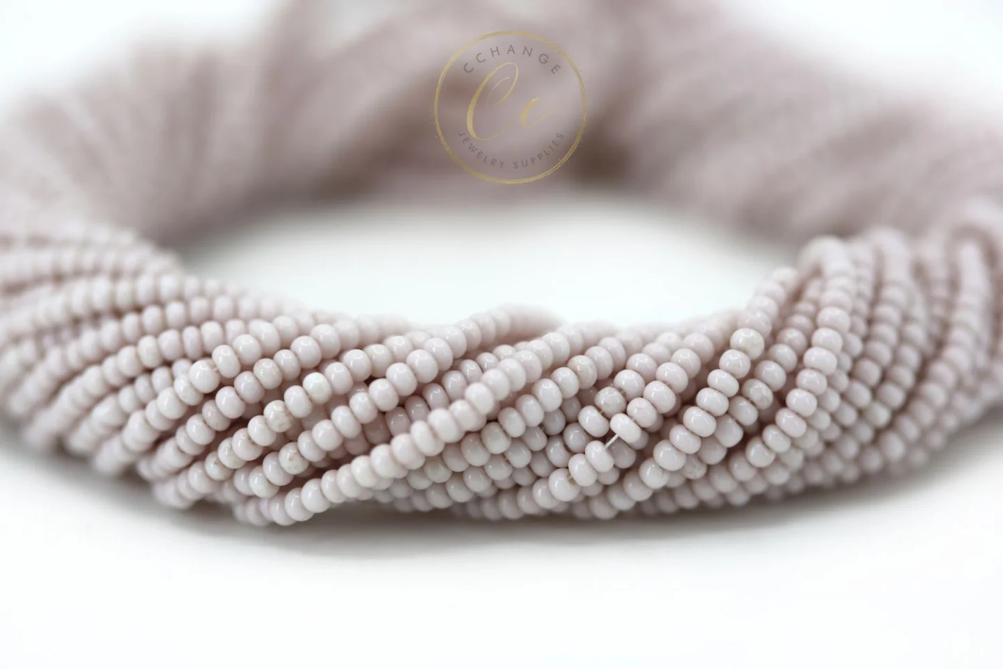 pale-nude-colour-czech-seed-beads-03213.