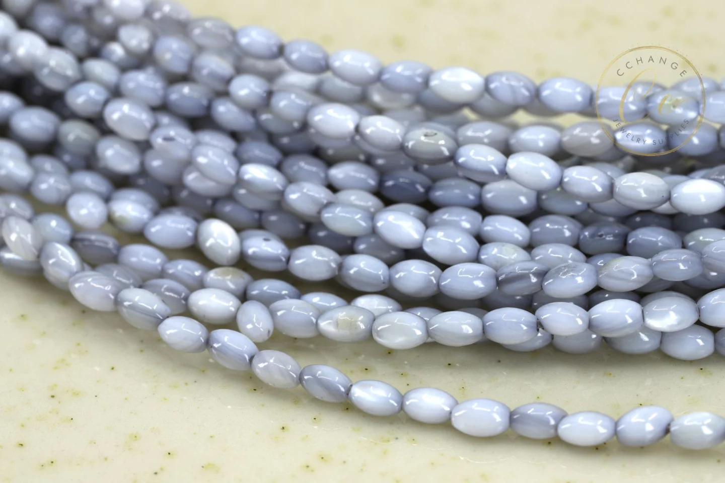 3mm-grey-rice-shell-mop-beads.