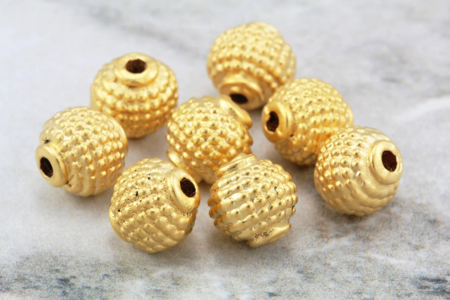 gold-metal-textured-round-ball-beads.
