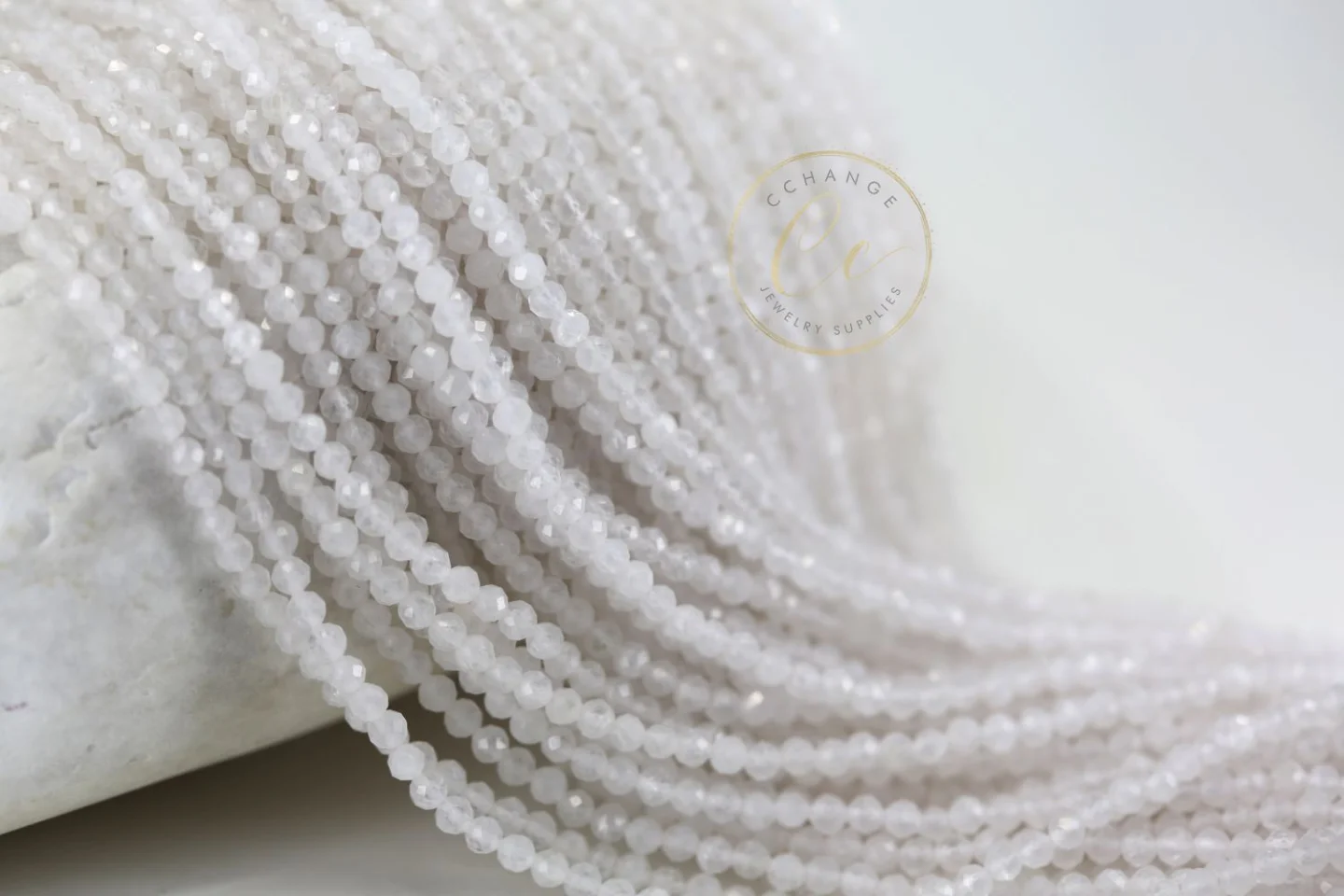 moonstone-faceted-round-beads.