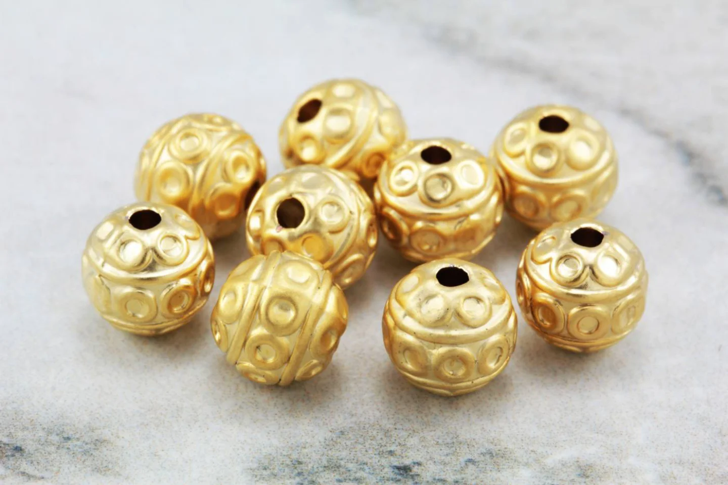 gold-metal-tribal-round-ball-beads.