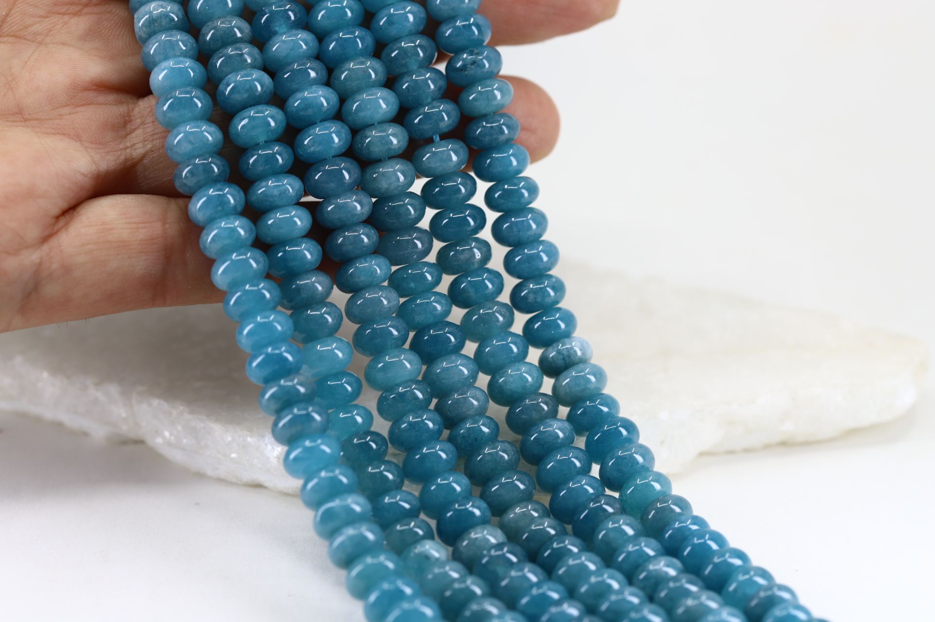 8mm-blue-angelite-gemstone-beads