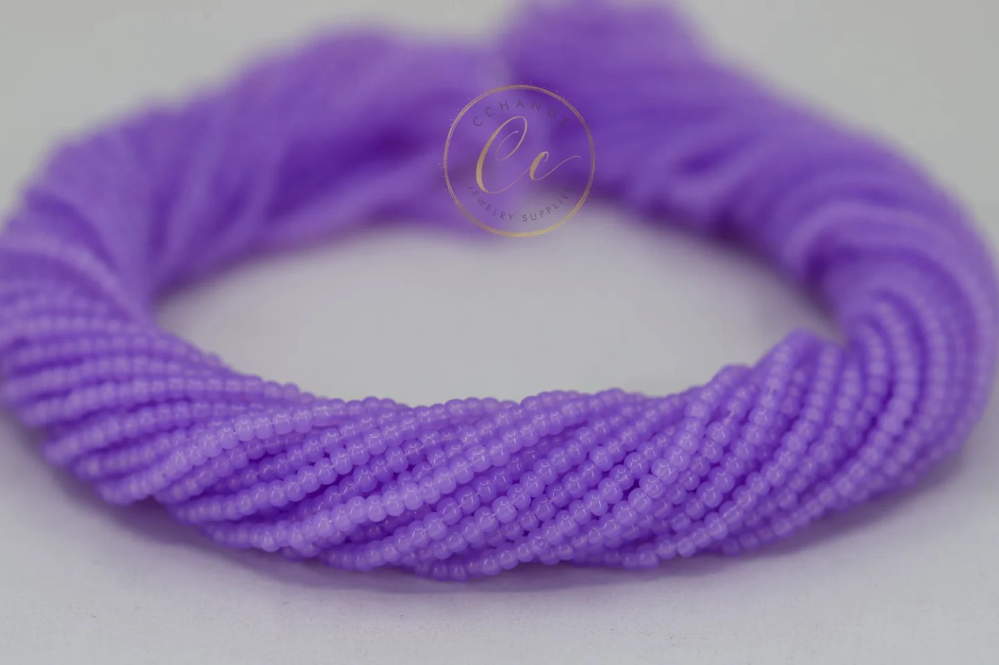 pastel-lavender-seed-bead-02223.