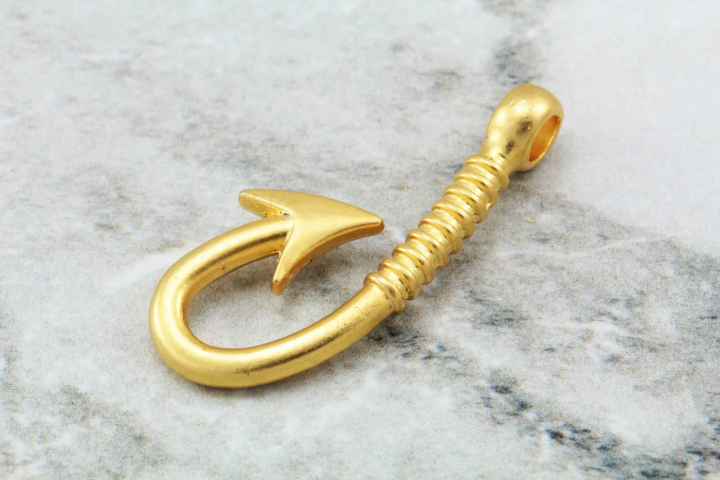 gold-plated-fish-hook-charm-clasps.