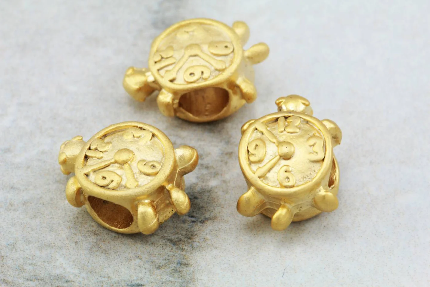gold-plated-turtle-big-hole-charms.