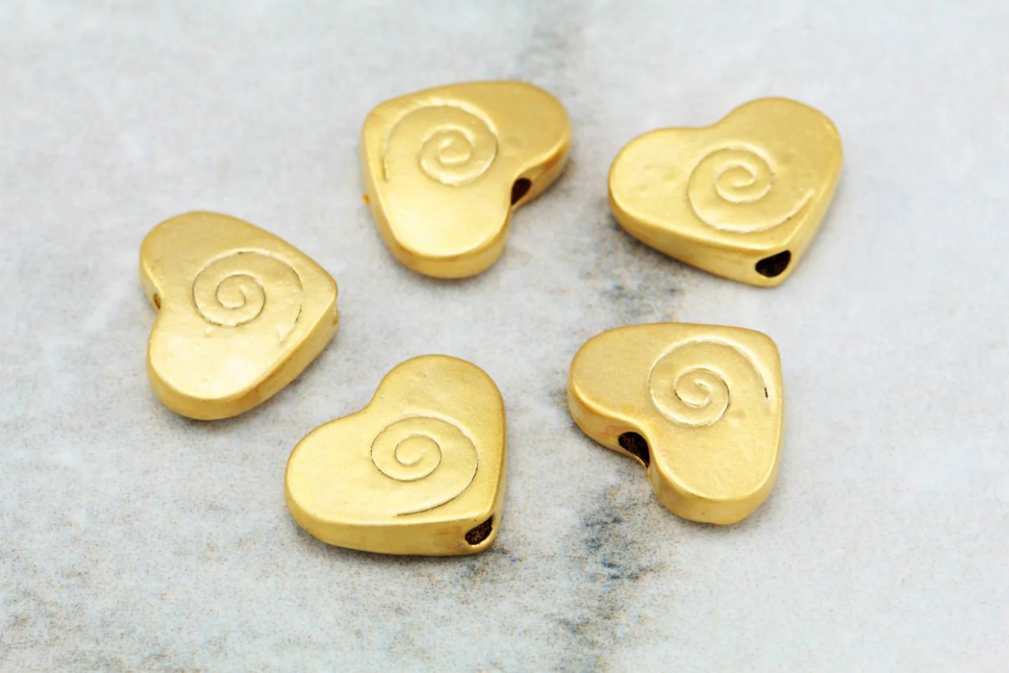 gold-plated-metal-flat-heart-charms.