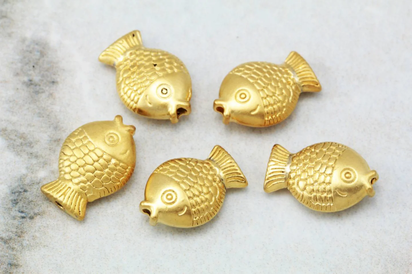 gold-fish-charm-cchange-jewelry-supplies.