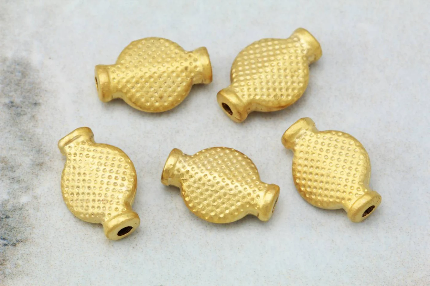 gold-plated-metal-oval-charm-findings.