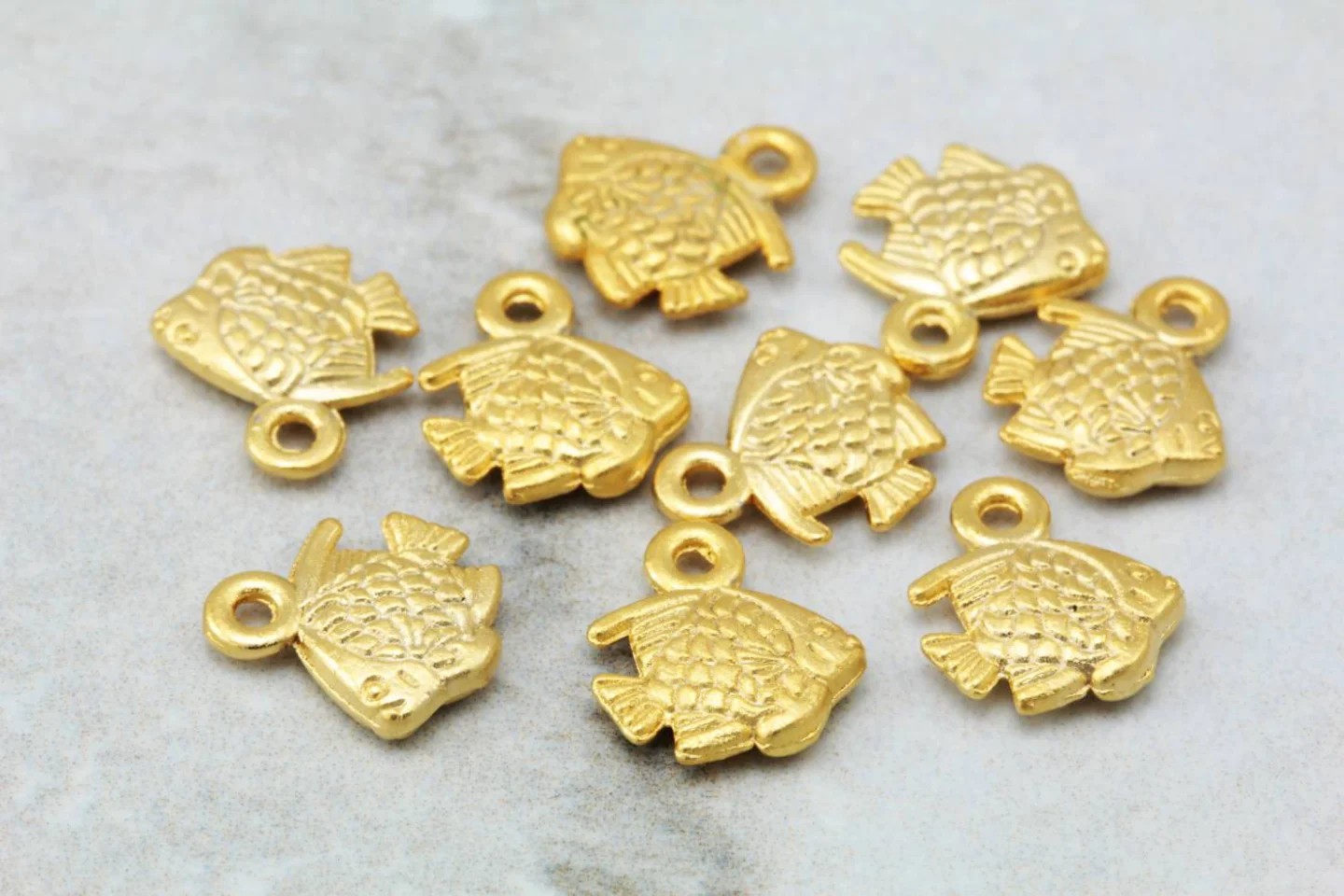 gold-plate-metal-mini-fish-pendant-charm.