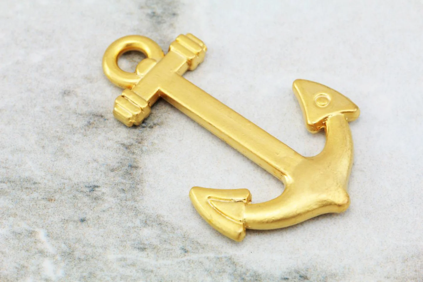 gold-plated-big-anchor-charm-pendants.