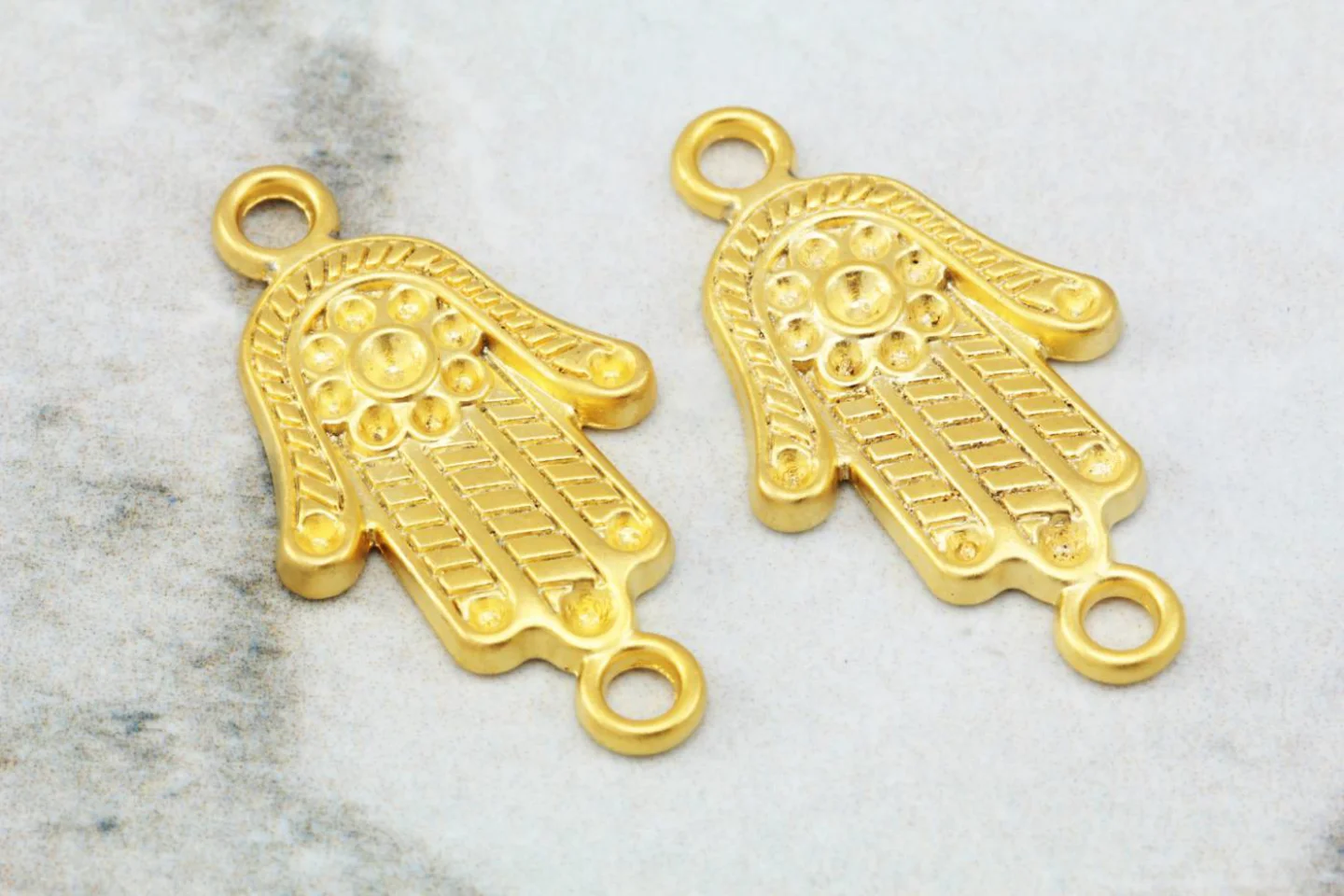 gold-plated-jewelry-hamsa-charm-findings.