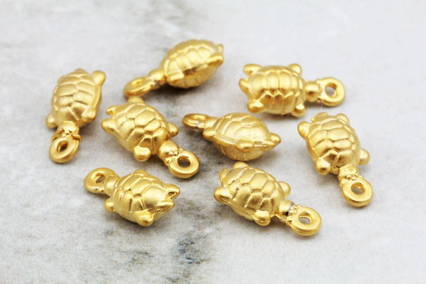 gold-plated-mini-tiny-turtle-pendants.