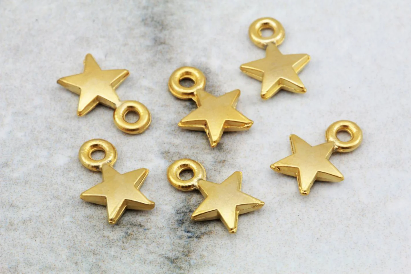 gold-plate-mini-small-metal-star-pendant.
