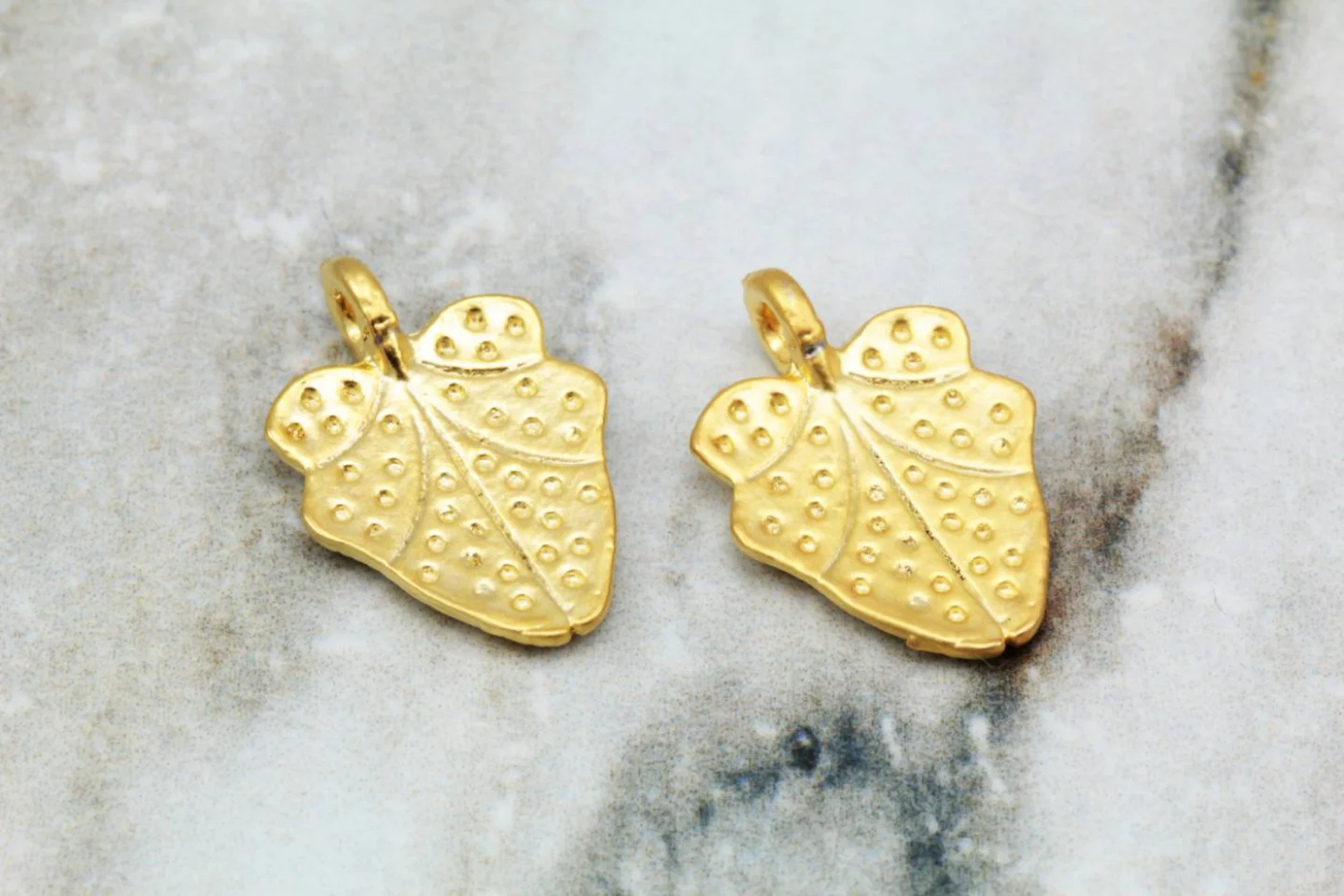 gold-metal-strawberry-fruit-pendants.