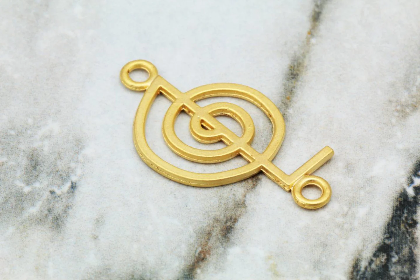 gold-plated-treble-clef-pendant-charms.