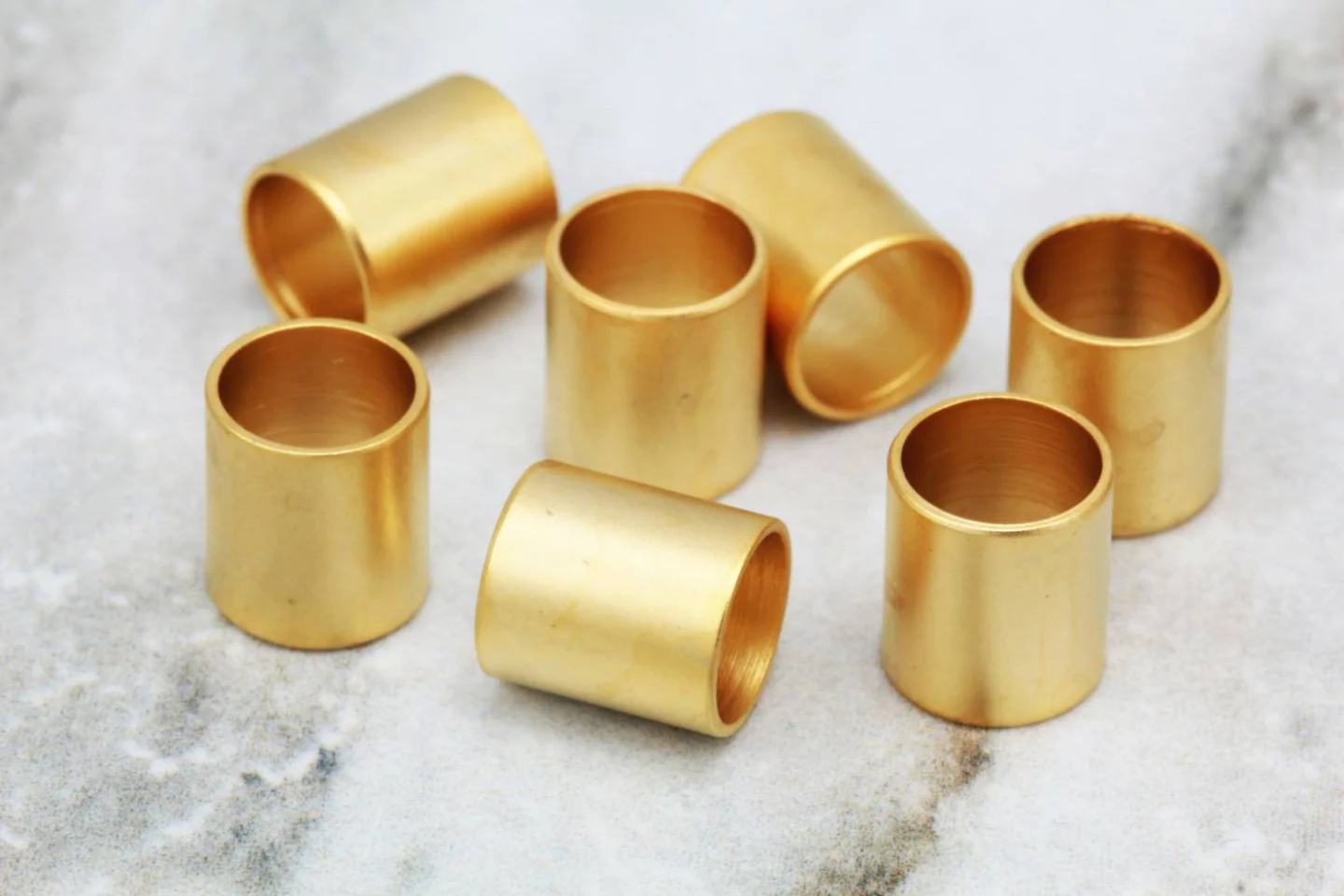 gold-plated-brass-tube-bar-charms.
