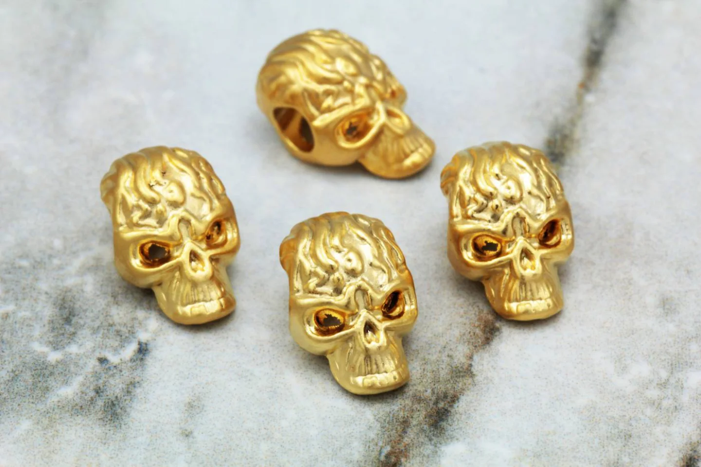 gold-plate-metal-skull-jewelry-charms.