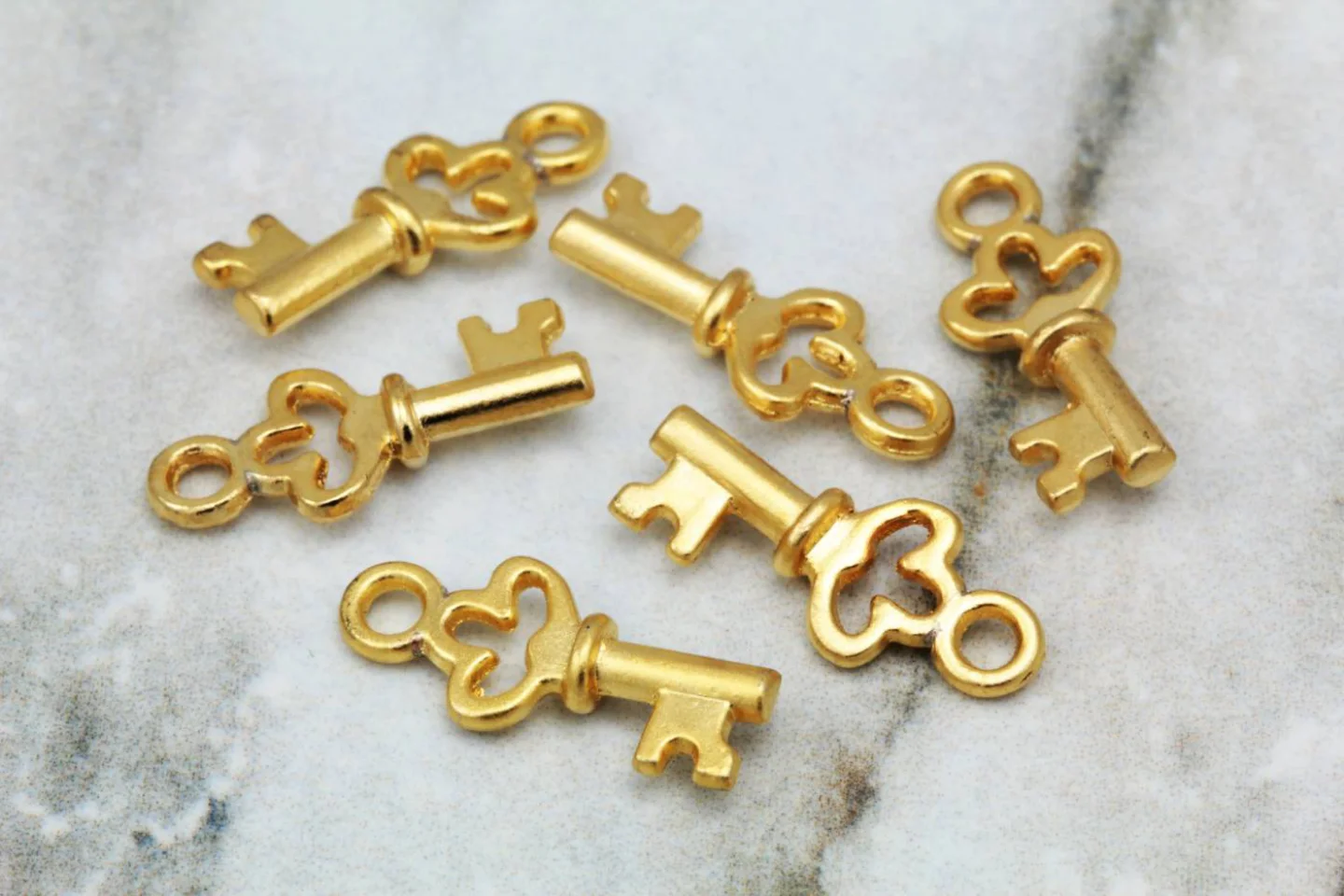 gold-plated-mini-tiny-key-pendant-charms.