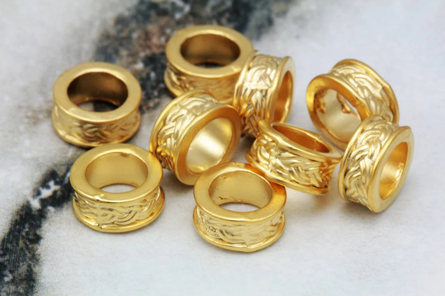 gold-plated-metal-9mm-rondelle-spacer.