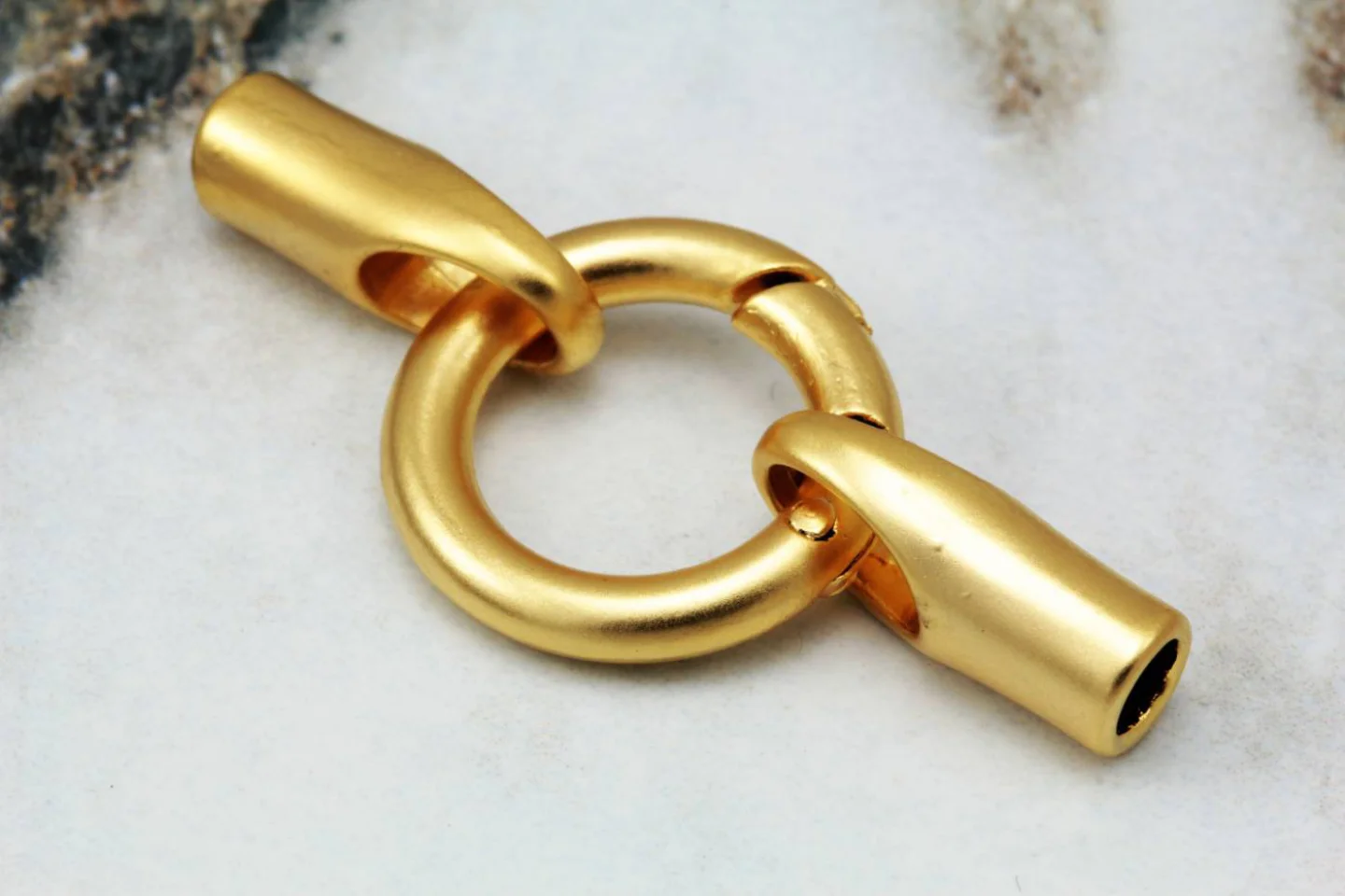 gold-metal-leather-cord-round-end-clasps.