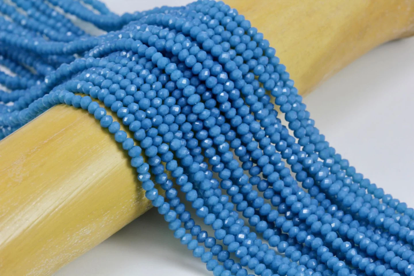 2mm-blue-sapphire-crystal-glass-beads.