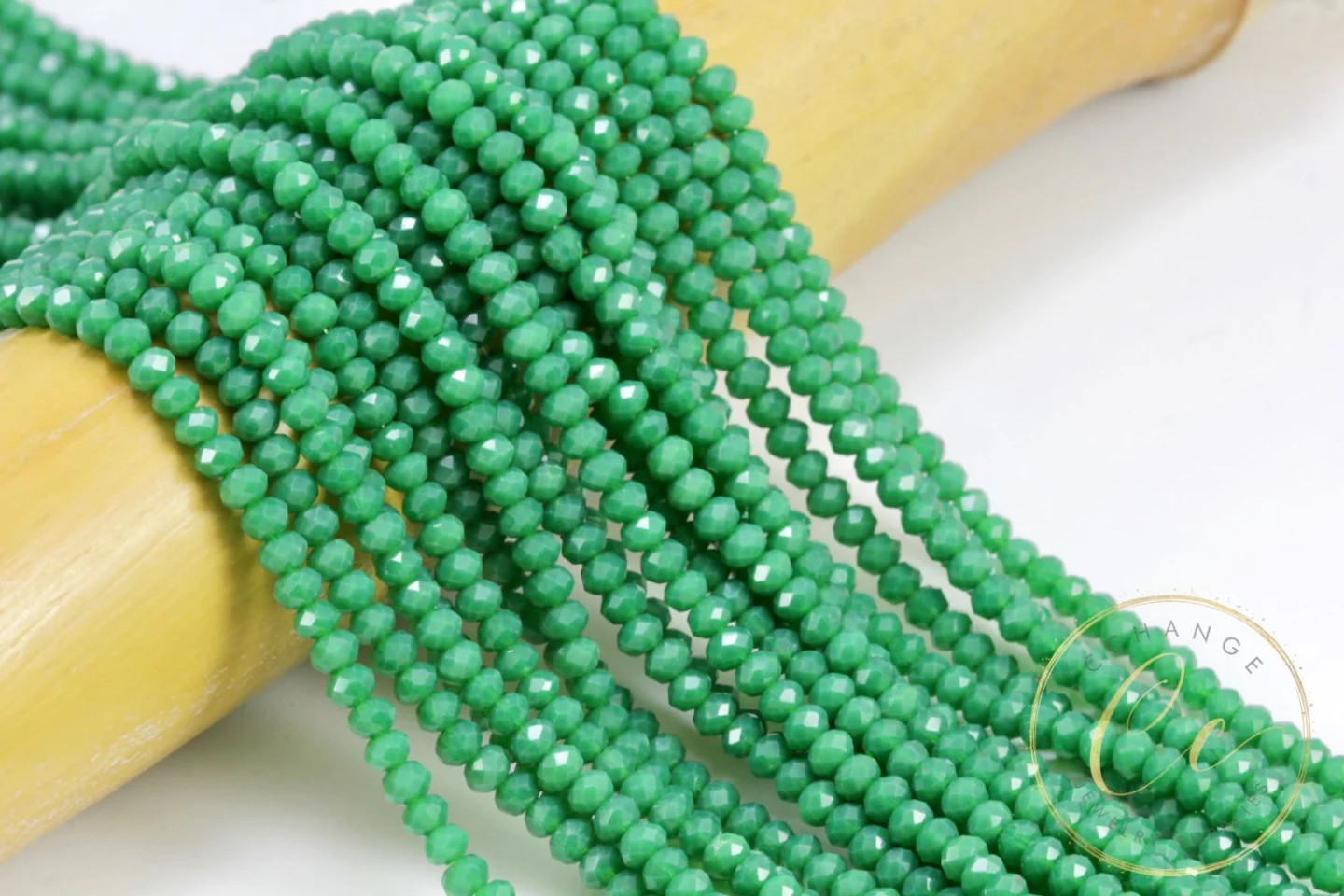 3mm-leaf-green-crystal-glass-beads.
