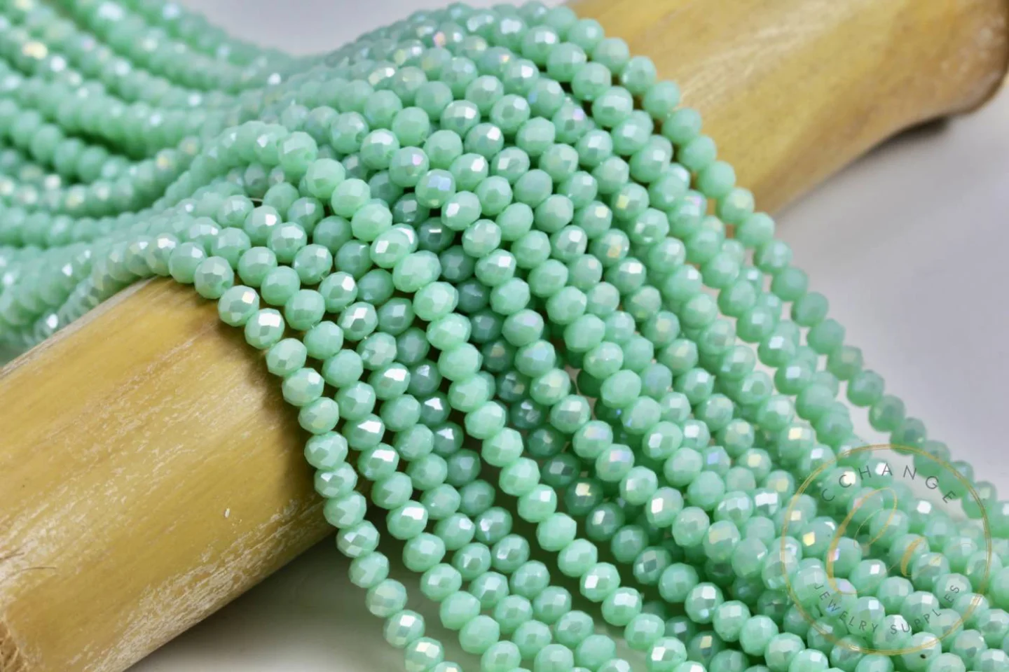 4mm-crystal-mint-green-beads.