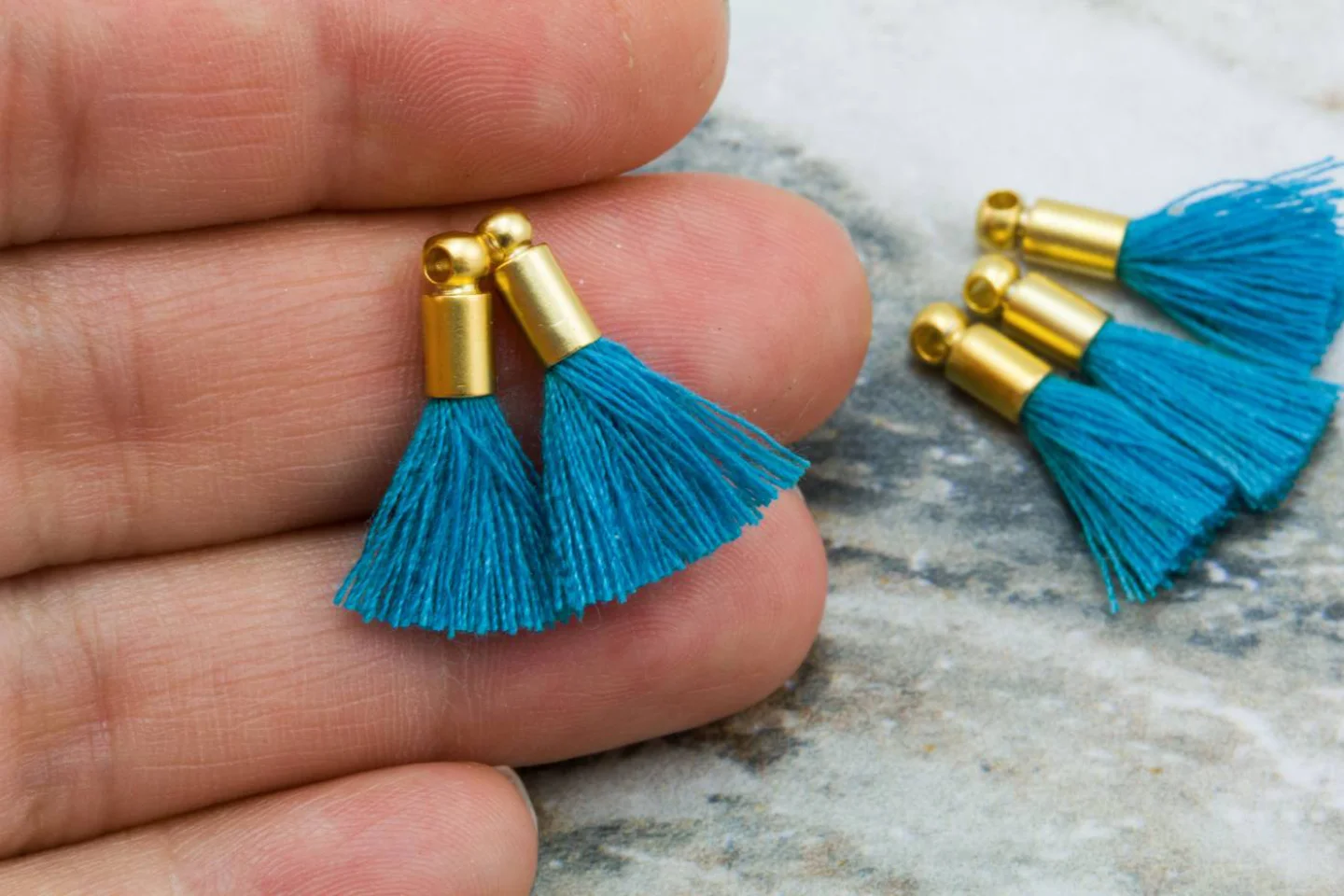 2cm-sapphire-cotton-mini-tassels.