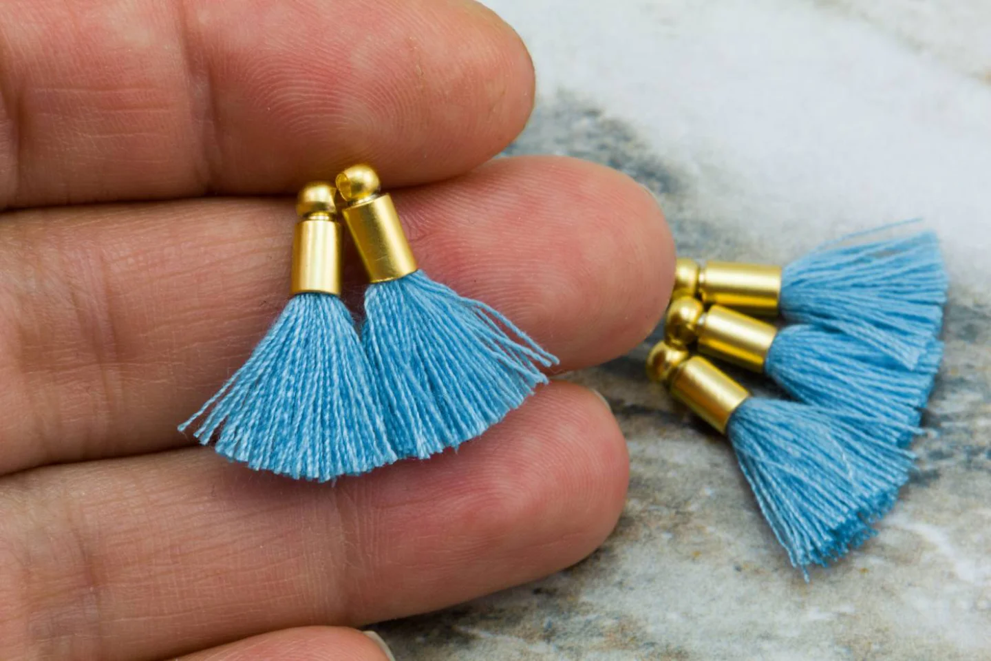 2cm-light-blue-cotton-mini-tassels.
