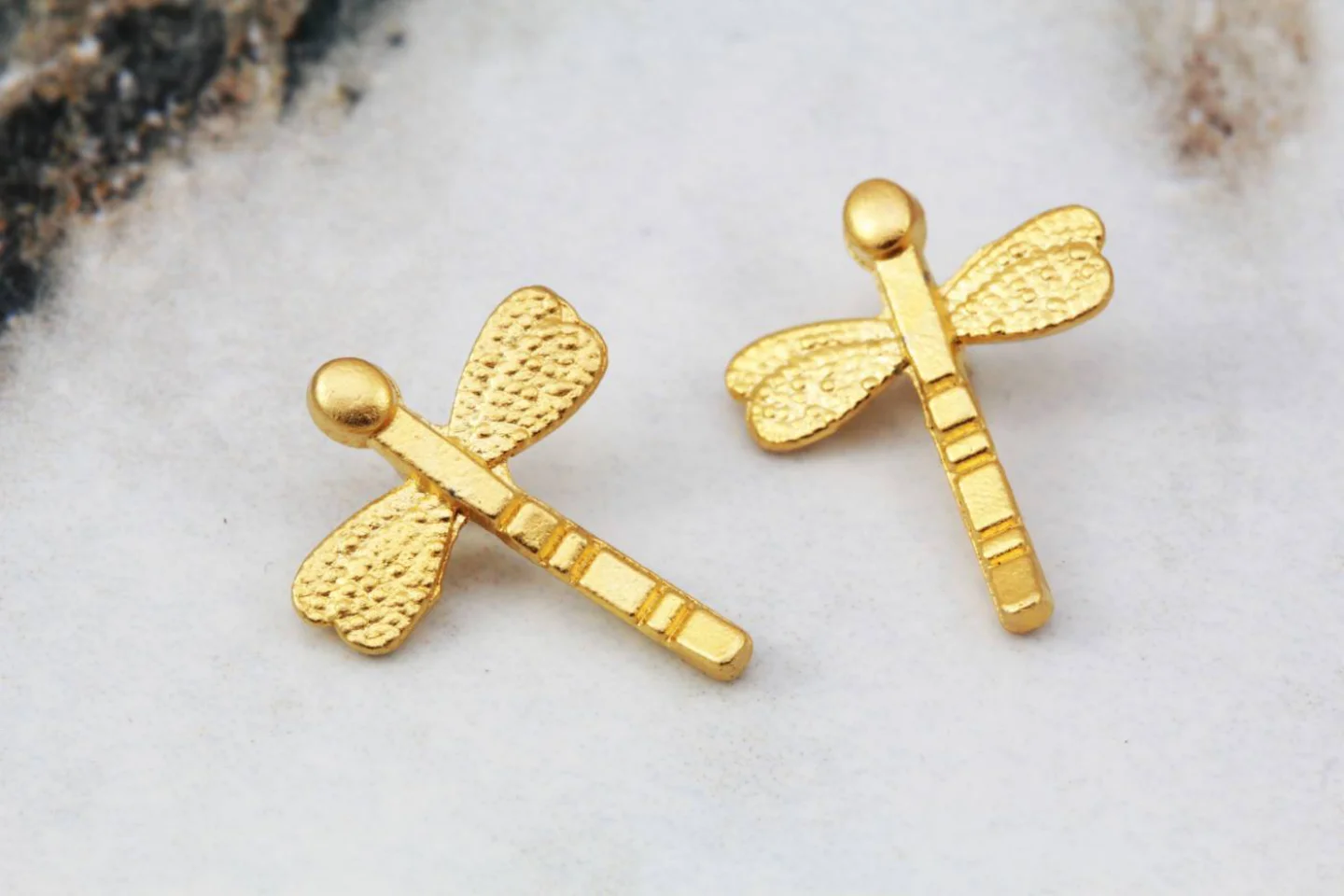 gold-plated-tiny-dragonfly-pendants.