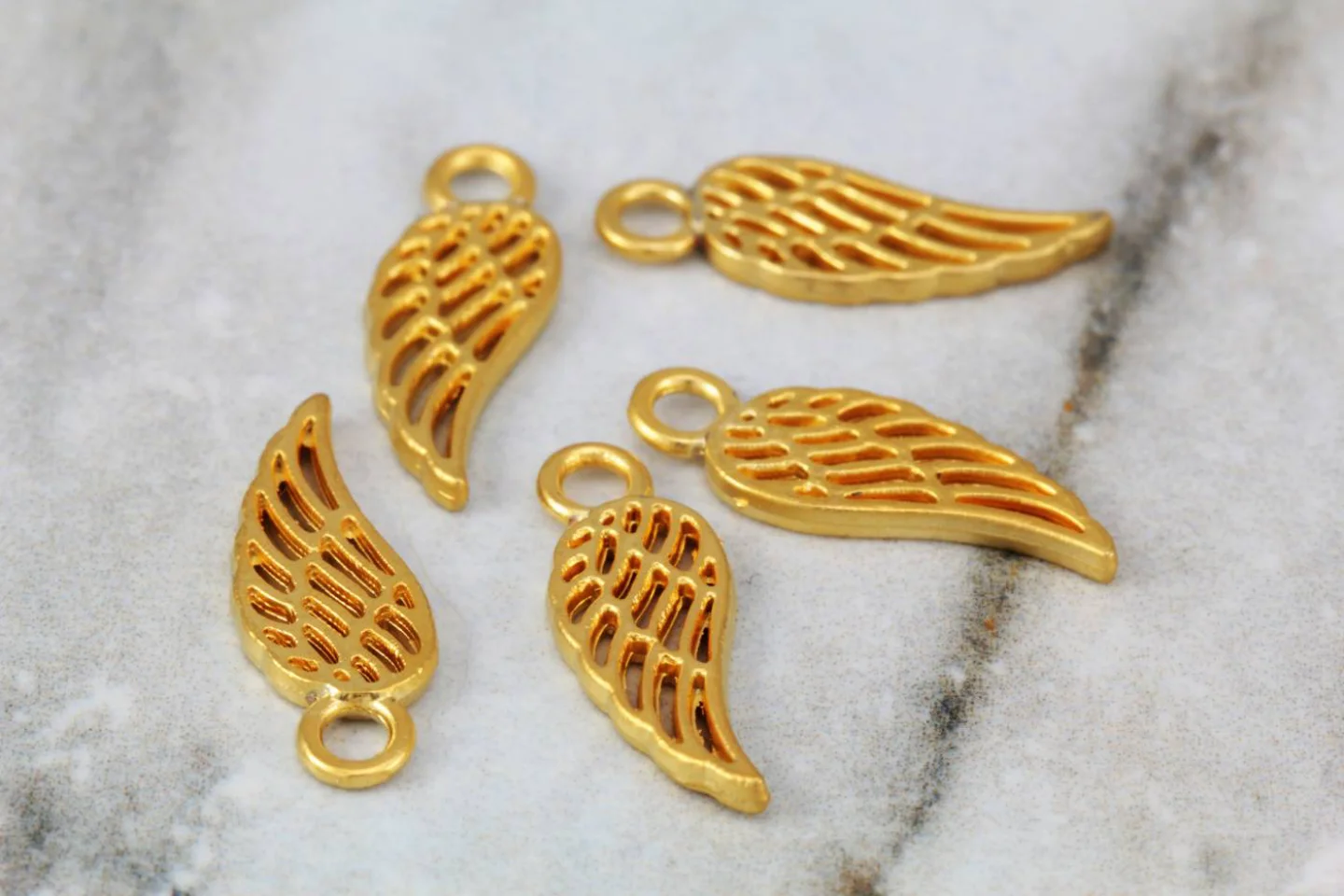 gold-plated-angel-wing-jewelry-pendants.