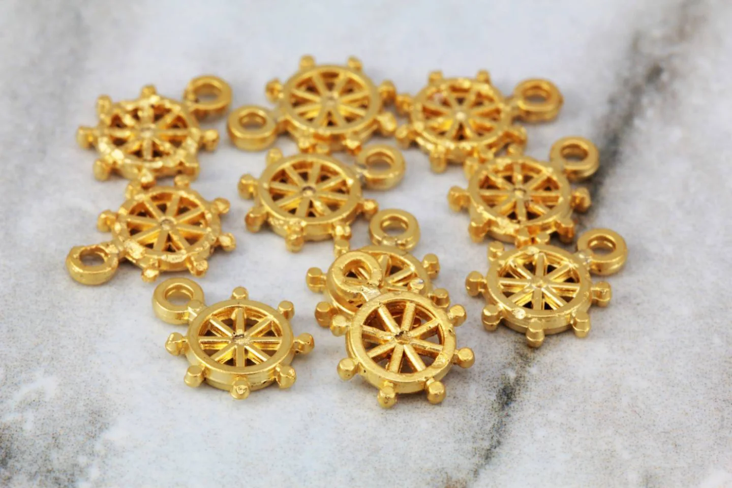 gold-plated-wheel-nautical-pendants.