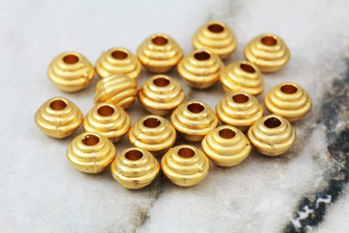 gold-mini-saucer-shape-spacer-beads.